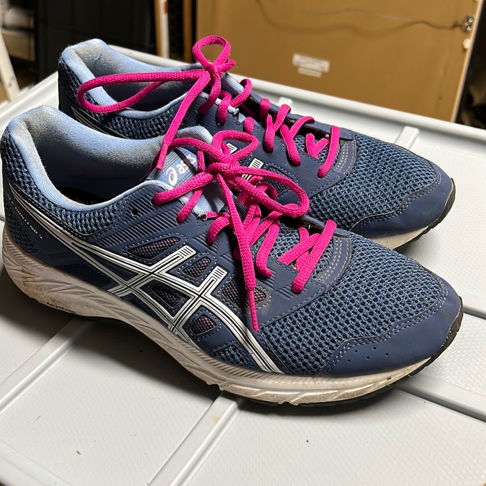 ASICS Sneakers